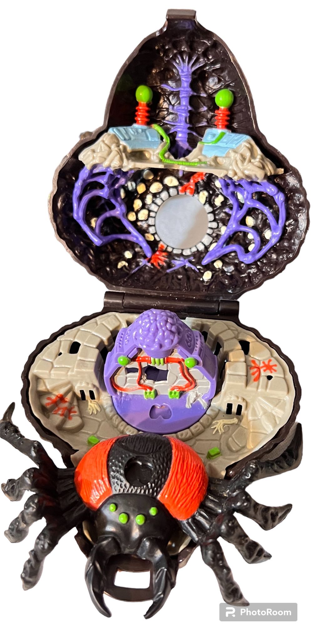 Mighty Max Trapped by Arachnoid - Bluebird Toys (Mighty Max: Doom Zone) action figure collectible - Main Image 2