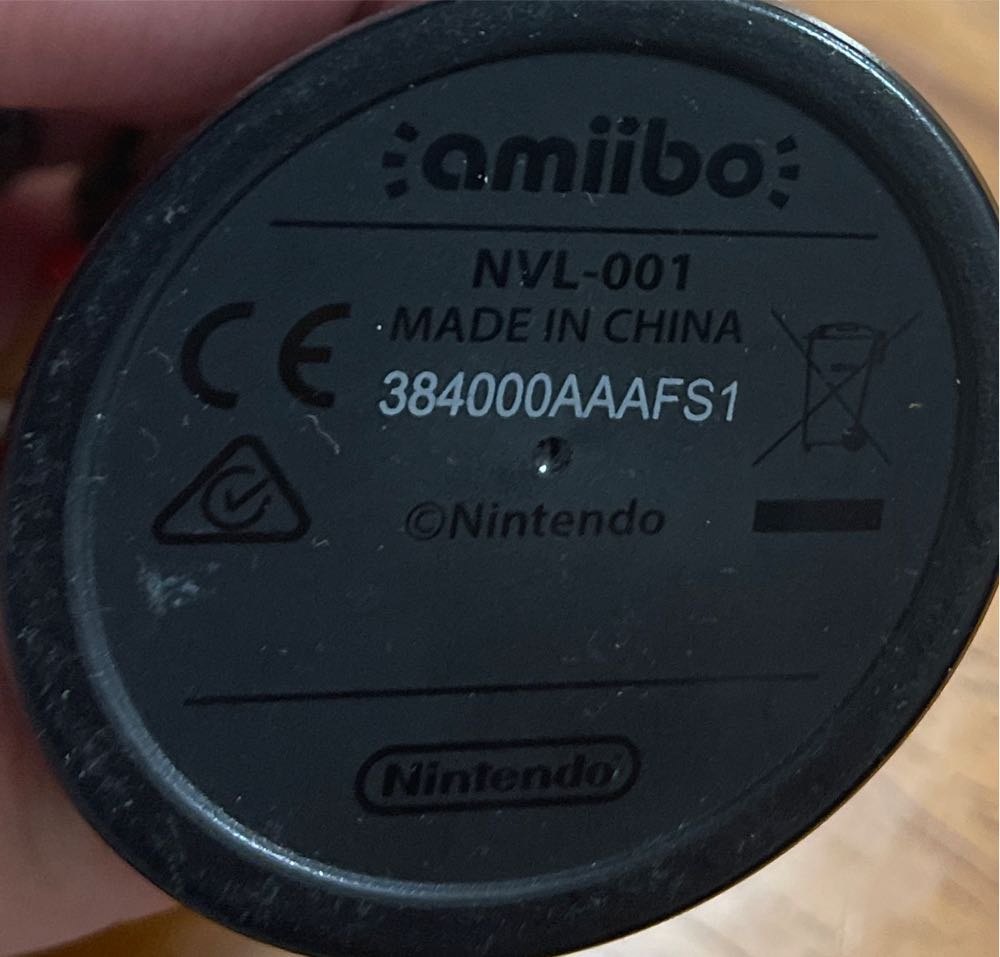 Amiibo: Fox  action figure collectible - Main Image 2