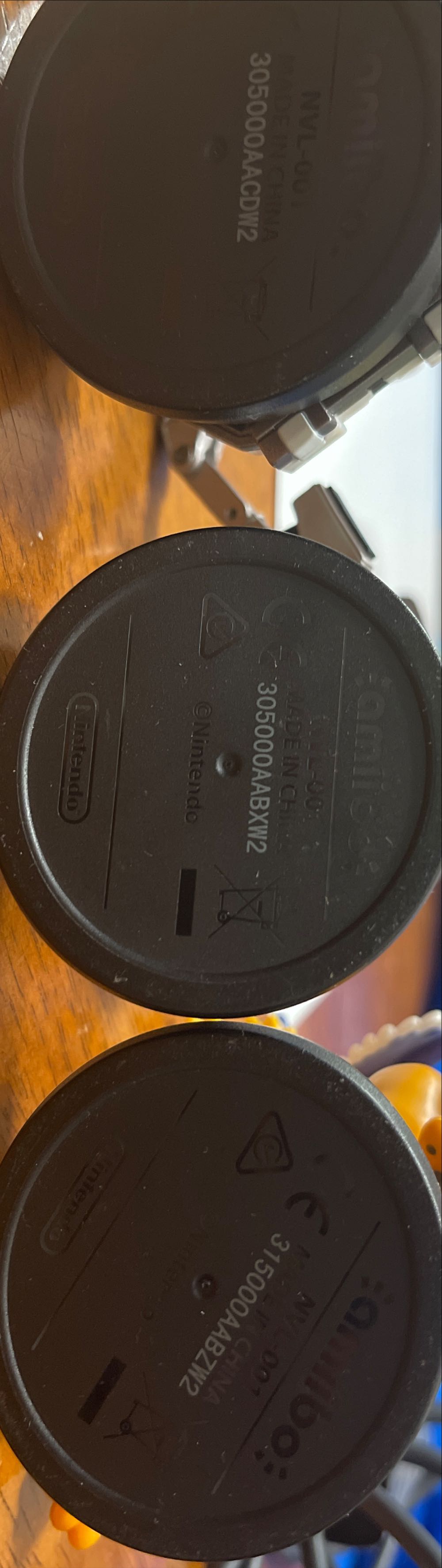 Amiibo: Amiibo Retro 3-Pack R.O.B. ROB Mr. Game & Watch & Duck Hunt  action figure collectible - Main Image 3