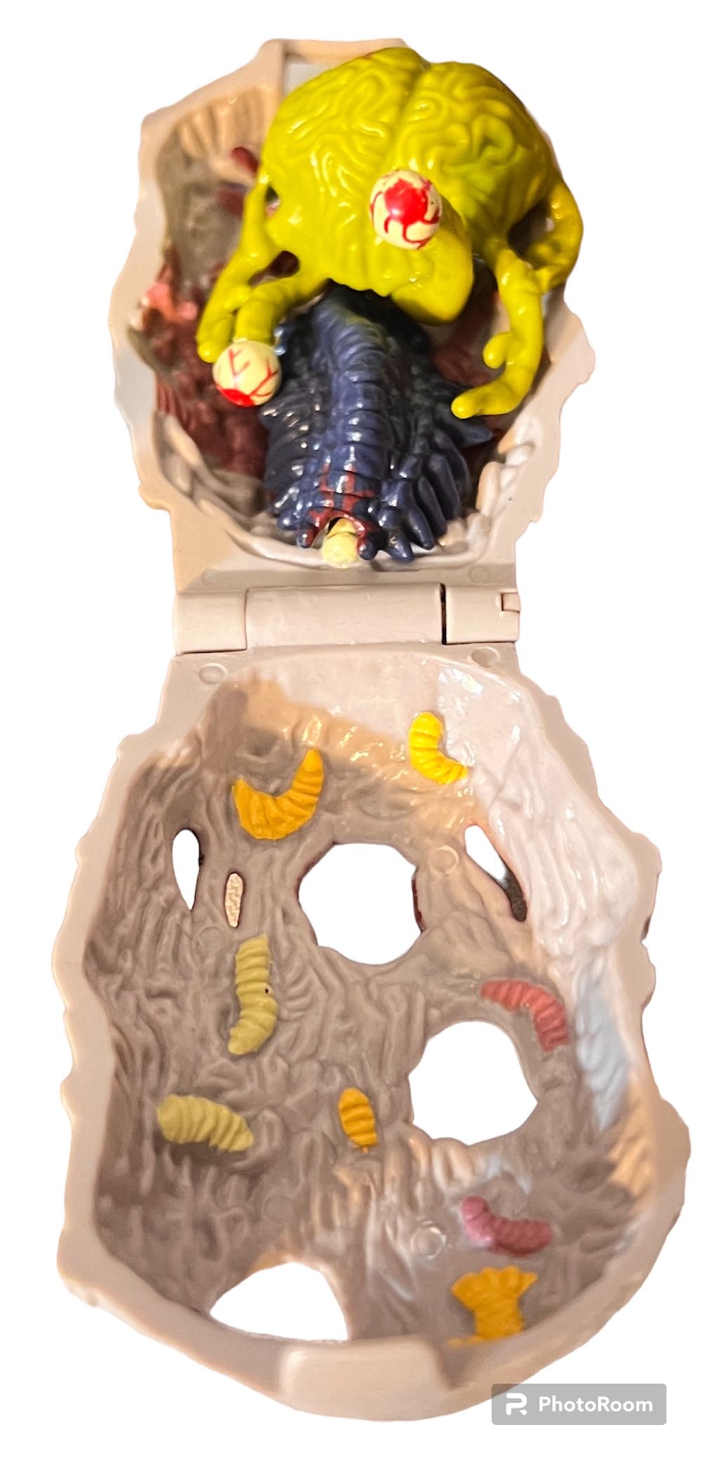 Mighty Max Neutralises Zomboid - Bluebird Toys (Mighty Max: Horror Head) action figure collectible - Main Image 2