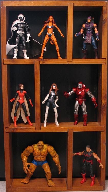 Iron Man (Silver Centurion) - Hasbro (Marvel Legends Exclusives The West Coast Avengers) action figure collectible [Barcode 5010996178282] - Main Image 3