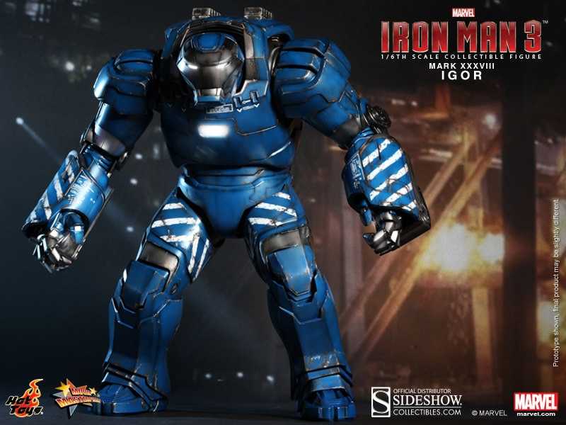 Iron Man 3 - Hot Toys (Iron Man Mark XXXVIII ’Igor’) action figure collectible - Main Image 2