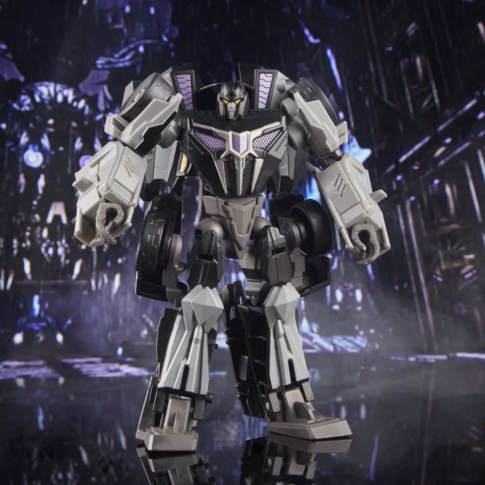 S.S. Deluxe Class War For Cybertron Barricade - Hasbro (Transformers) action figure collectible - Main Image 3