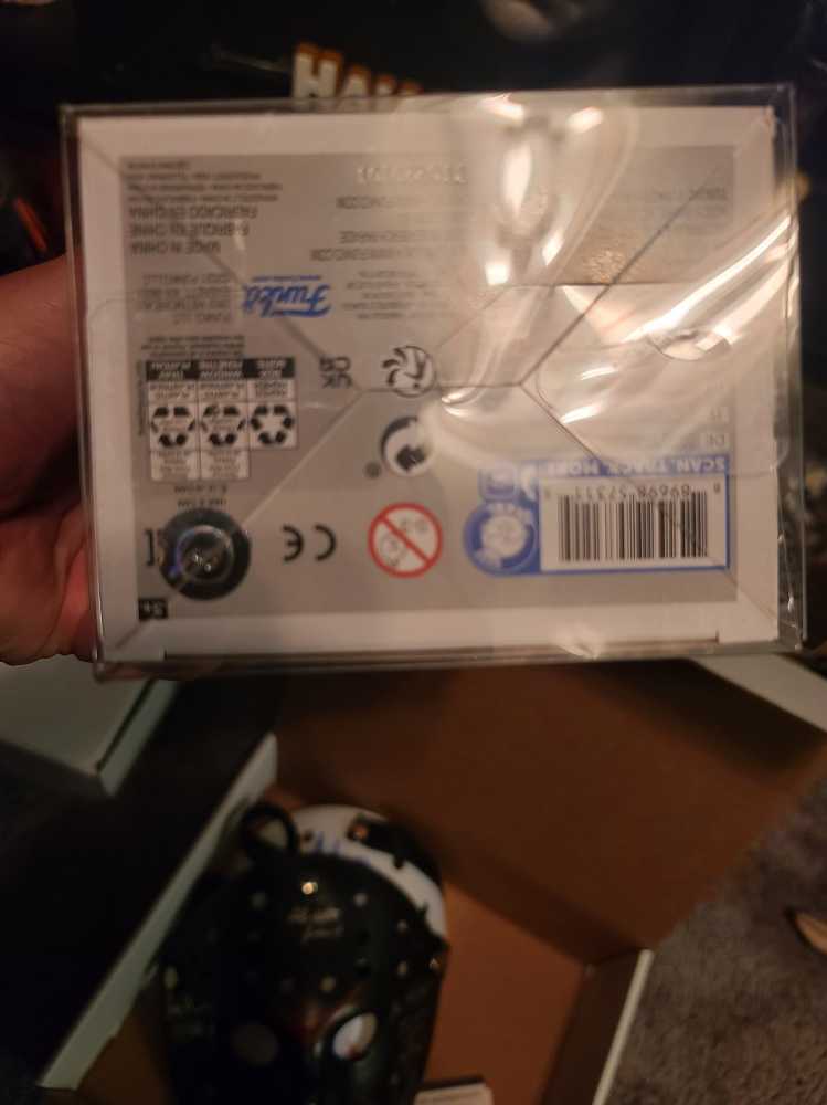 Funko Pop Movies 1156 Signed Myers  - Funko (Horror) action figure collectible - Main Image 2