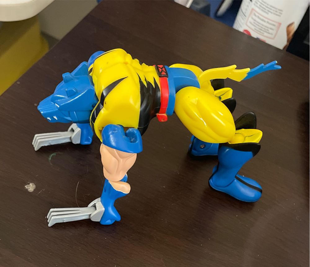 Wolverine - Marvel action figure collectible - Main Image 3