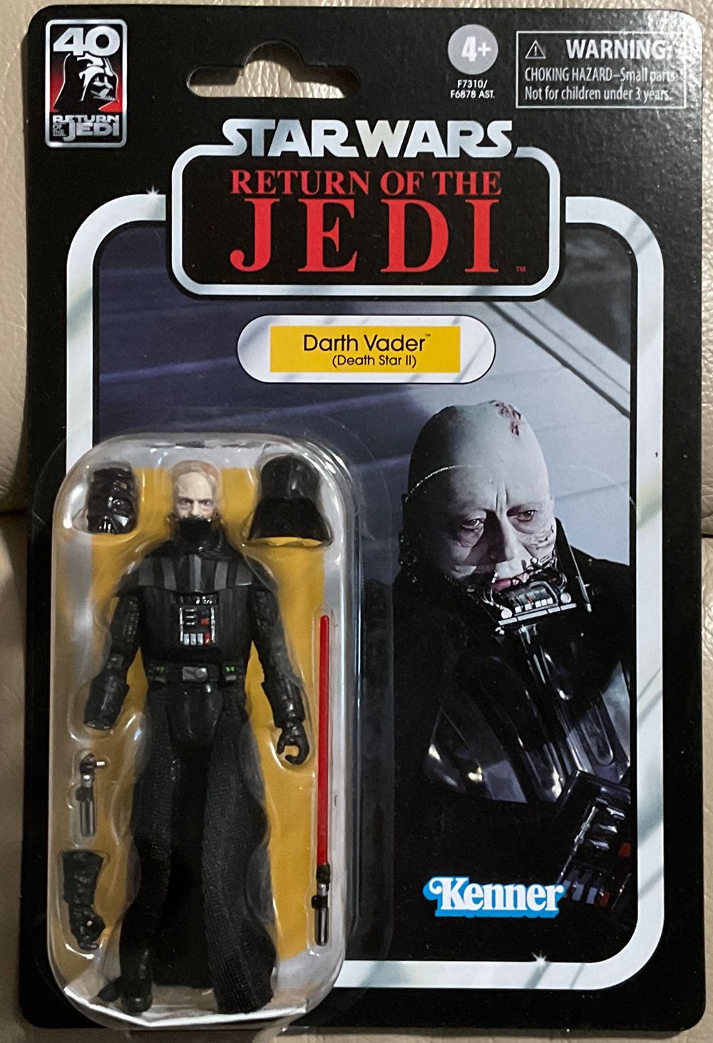 Vintage Collection - #280 - Darth Vader - Disney/ Hasbro (Return Of The Jedi) action figure collectible - Main Image 2