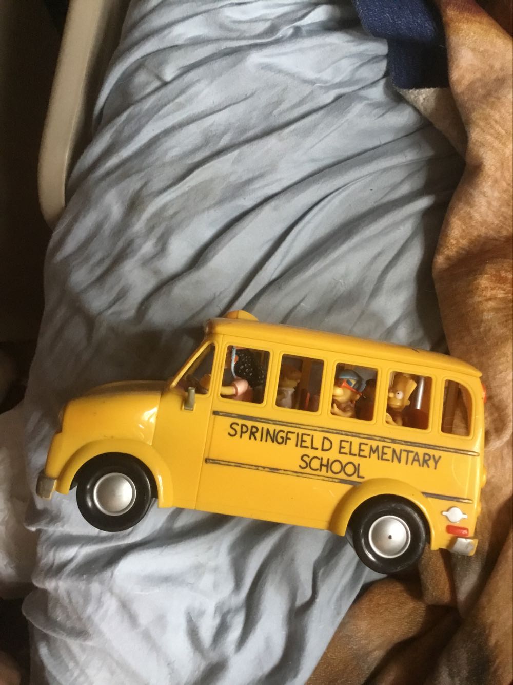 The Simpsons School Bus  (The Simpsons) action figure collectible - Main Image 2