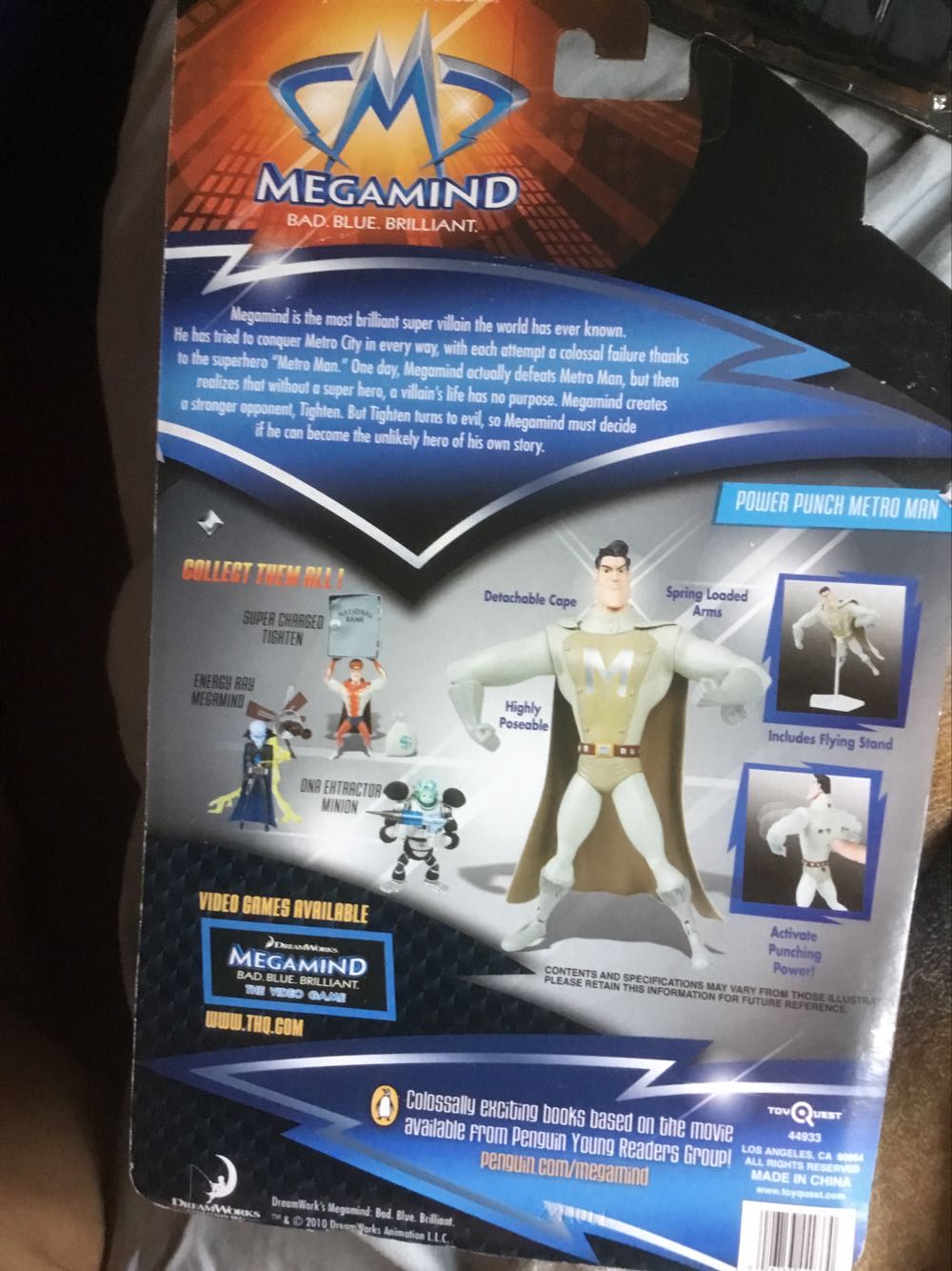 Megamind Movie 6 Inch Action Figure Power Punch Metro ... - Toyquest (Megamind Figures) action figure collectible [Barcode 026753449330] - Main Image 2