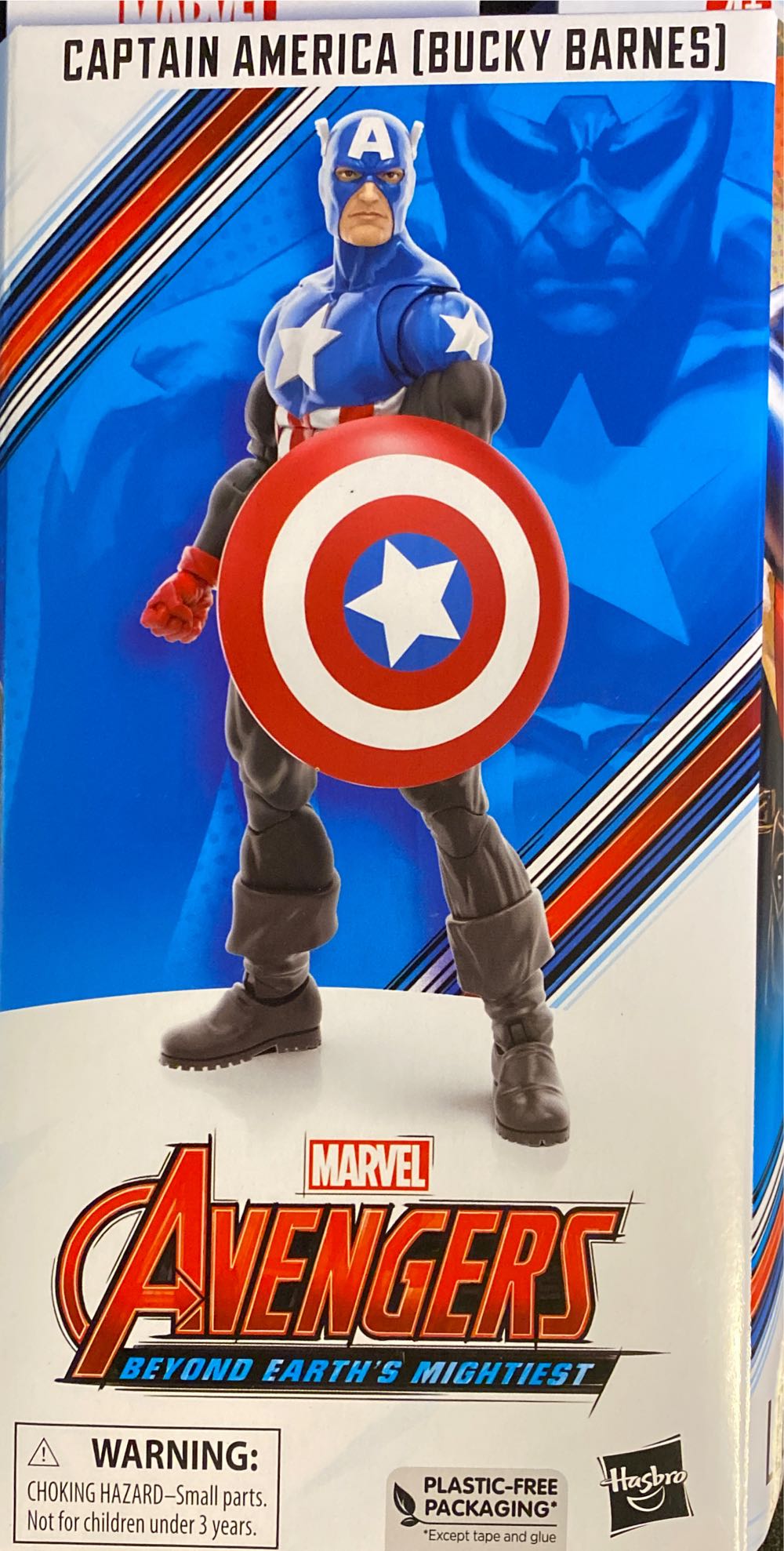 Captain America (Bucky Barnes) - Hasbro (Marvel Legends - Avengers Beyond Earths Mightiest) action figure collectible [Barcode 5010996142481] - Main Image 3