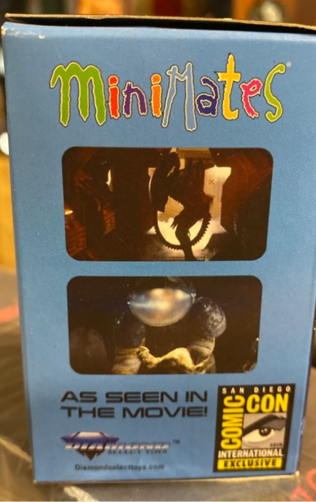Alien  (MiniMates) action figure collectible [Barcode 699788180631] - Main Image 2