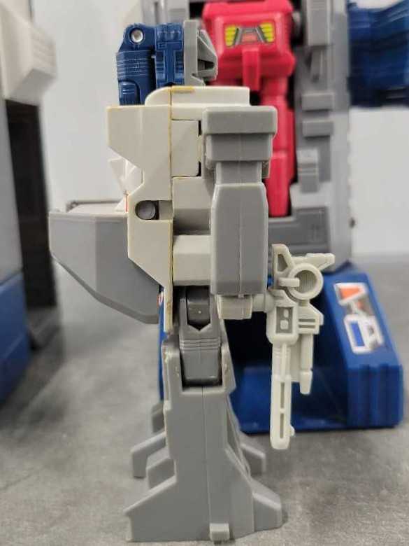 Cerebros With Spike Frotress Maximus Cog Gasket And Grommet Headmaster Base City - Hasbro (1987) action figure collectible - Main Image 3