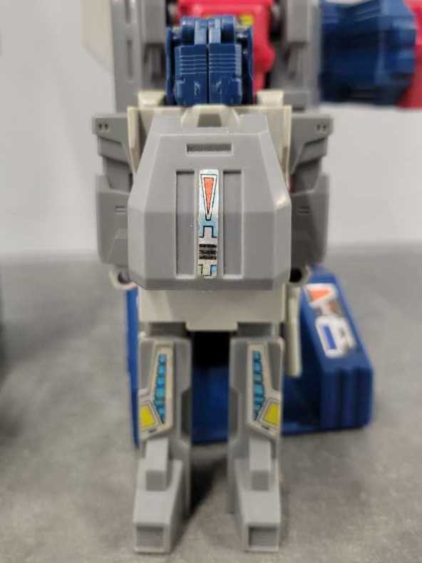 Cerebros With Spike Frotress Maximus Cog Gasket And Grommet Headmaster Base City - Hasbro (1987) action figure collectible - Main Image 4