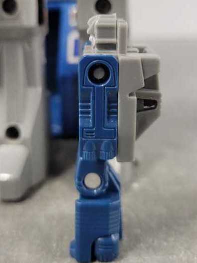 Spike With Cerebros Fortress Maximus Cog Gasket And Grommet Headmaster Base City - Hasbro (1987) action figure collectible - Main Image 4