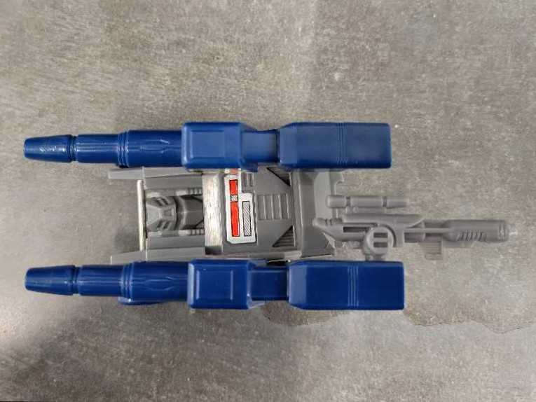 Gasket With Grommet Cog Fortress Maximus Cerebros And Spike Headmaster Base City - Hasbro (1987) action figure collectible - Main Image 2