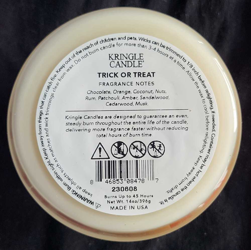 CANDLE: Halloween Kringle 3 Wick Trick Or Treat 2023 - Kringle Candle (Halloween Candles) action figure collectible [Barcode 846853084787] - Main Image 2