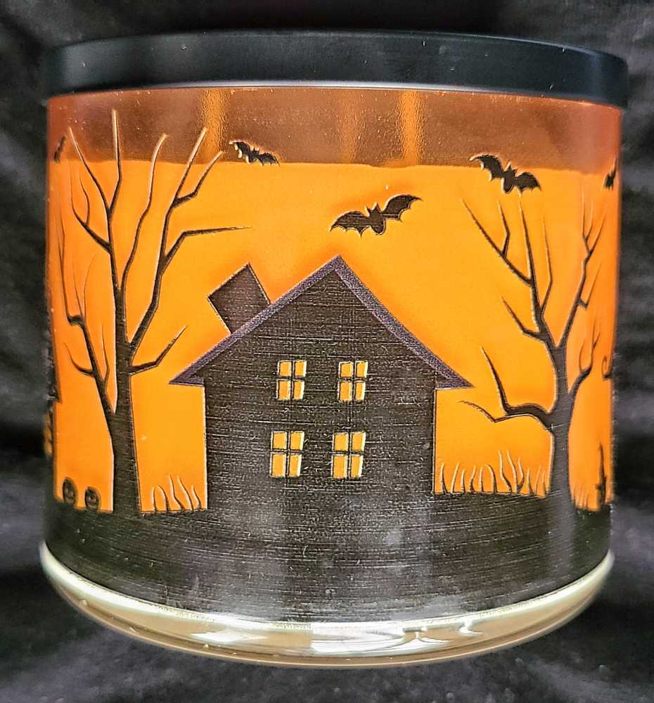 CANDLE: Halloween Kringle 3 Wick Trick Or Treat 2023 - Kringle Candle (Halloween Candles) action figure collectible [Barcode 846853084787] - Main Image 3