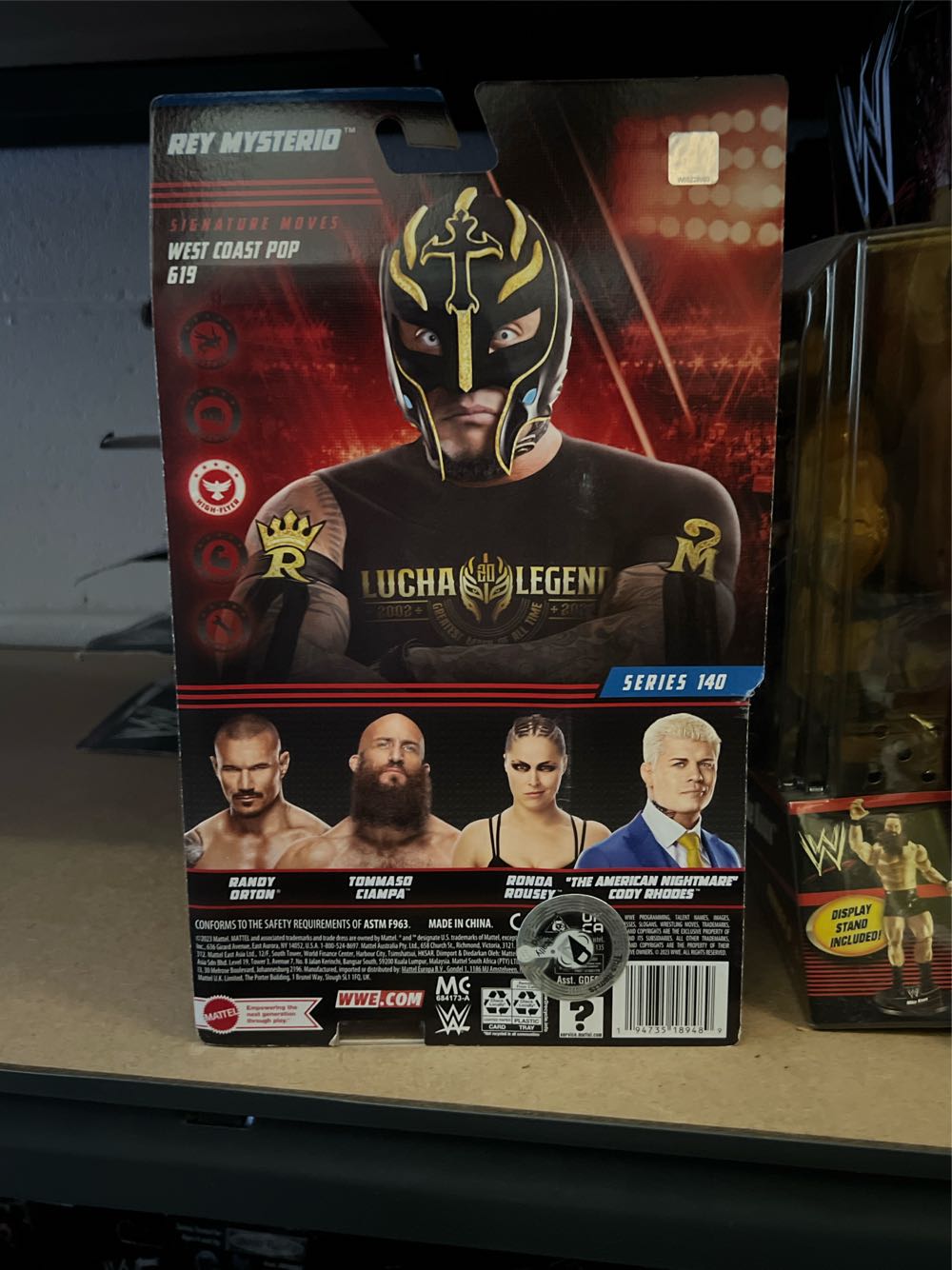 Rey Mysterio 140 Action Figure - Mattel Wwe (WWE BASIC FIGURE) action figure collectible [Barcode 194735189489] - Main Image 2