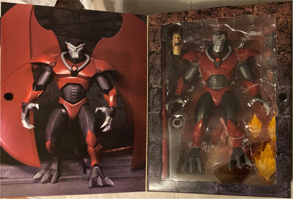 Gargoyles: Armored Xanatos - Neca (Disney Gargoyles) action figure collectible [Barcode 634482345078] - Main Image 2