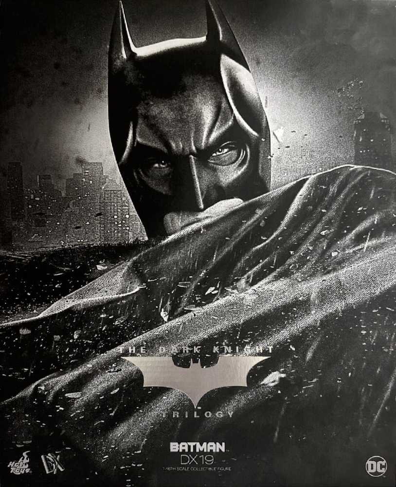 The Dark Knight Rises - Hot Toys (Batman) action figure collectible - Main Image 1