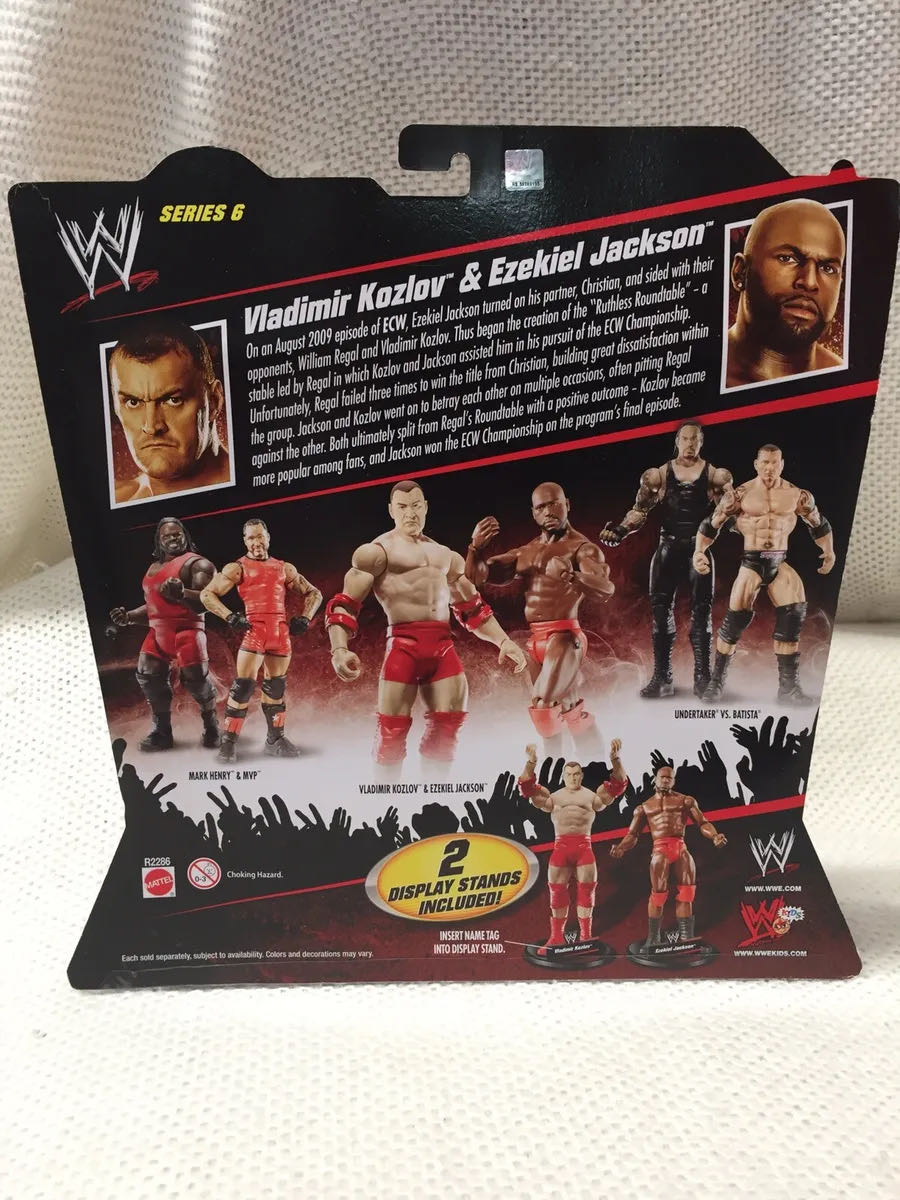 Vladimir Kozlov - Mattel (WWE Basic Battle Packs Series 6 Vladimir Kozlov & Ezekiel Jackson) action figure collectible - Main Image 3