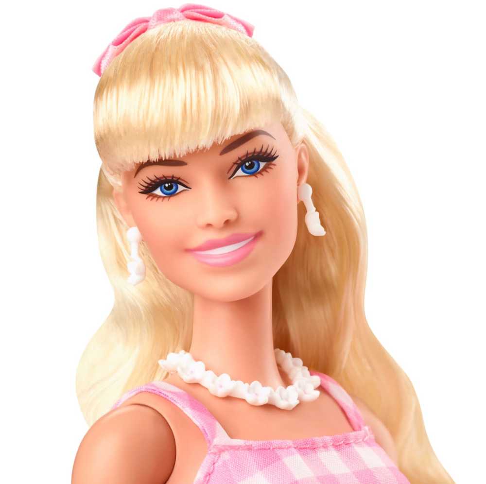 MROB Barbie The Movie Doll Margot Robbie As Barbie Collectible Doll Wearing Pink And White Gingham Dress With Daisy Chain Necklace - Mattel (Barbie) action figure collectible [Barcode 194735160709] - Main Image 3