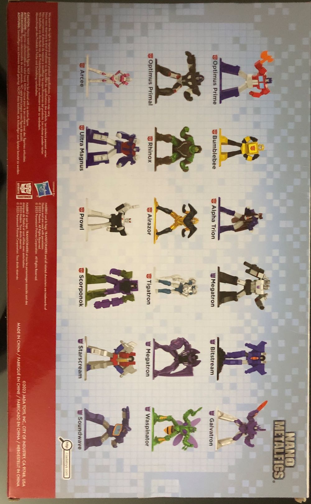 Die-Cast Collectible 18-Pack (Acid Storm, Airazor, Arcee, Battletrap, Bumblebee, Cheetor, Ironhide, Megatron, Mirage, Nemesis Prime, Nova Storm, Optimus Primal, Optimus Prime, Redwing, Rhinox, Scorponok, Soundblaster & Wheeljack) - Jada (The Transformers) action figure collectible [Barcode 801310336755] - Main Image 3