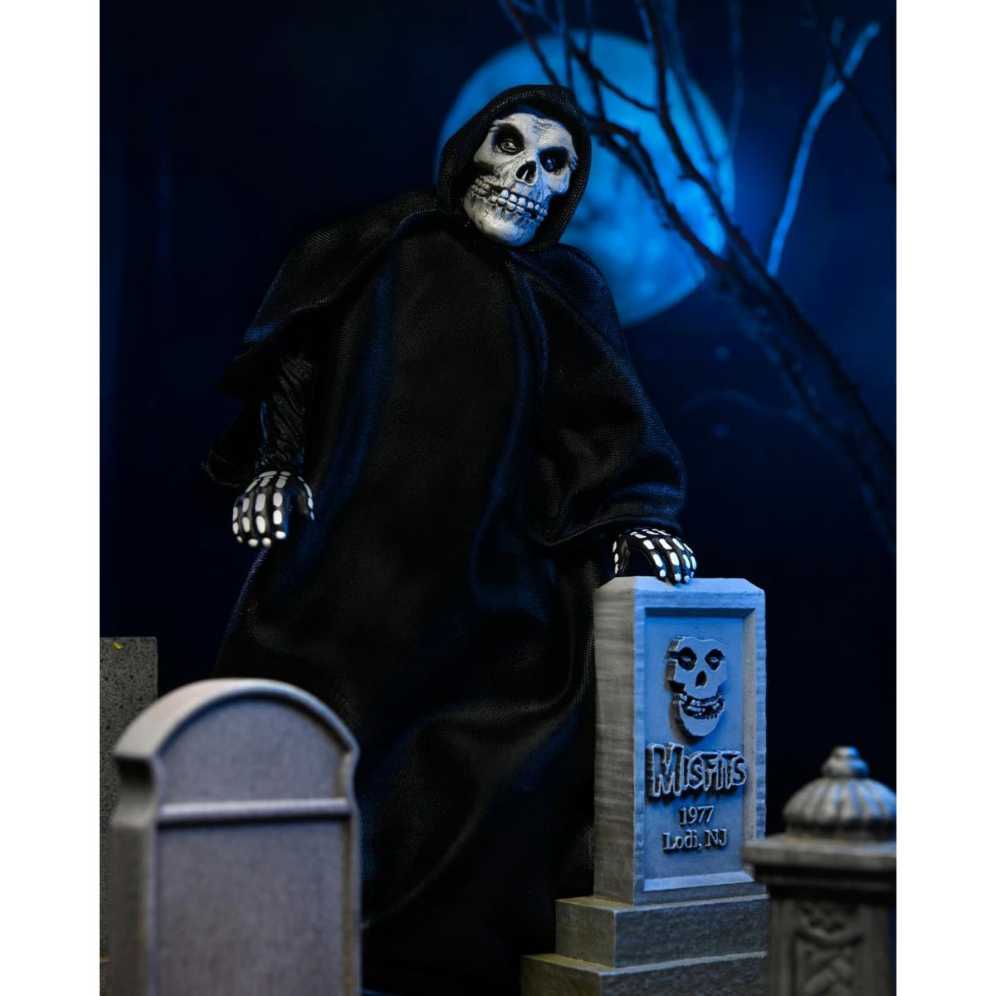 Neca Ultimate Fiend 7″ Scale Action Figure - Neca (Neca Ultimates) action figure collectible [Barcode 634482040546] - Main Image 3