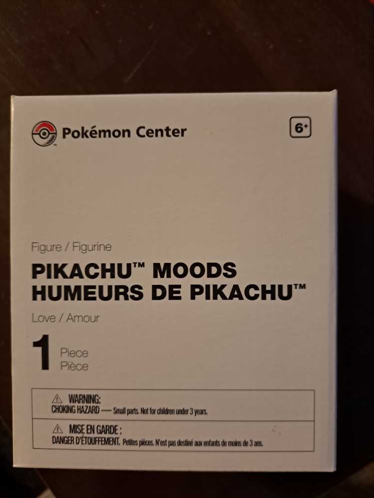 Pikachu Moods: Love Pokemon Center In Hand With Box - Creatures Inc. (Pokémon) action figure collectible [Barcode 820650087547] - Main Image 2