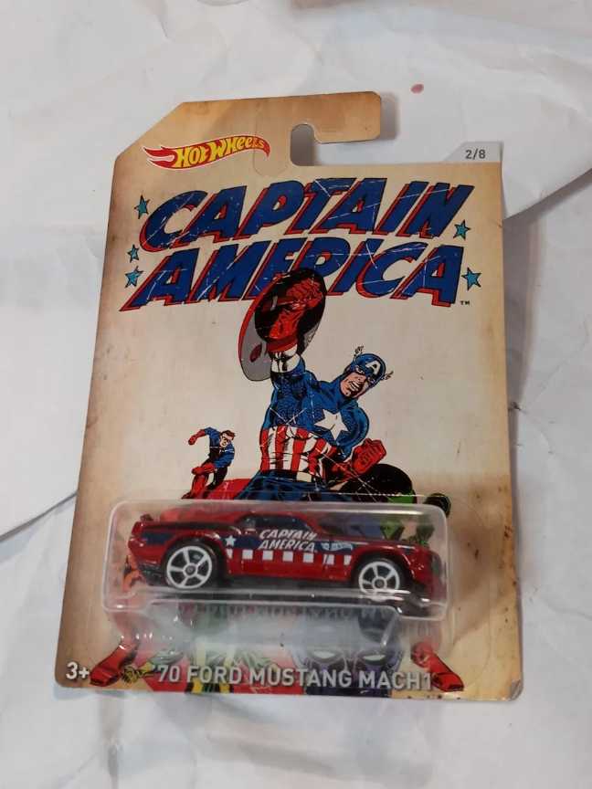 Hot Wheels ’40 Ford Coupe Yellow Captain America 1 8 - Hot Wheel / Mattel (hot Wheels marvel) action figure collectible [Barcode 887961226904] - Main Image 3