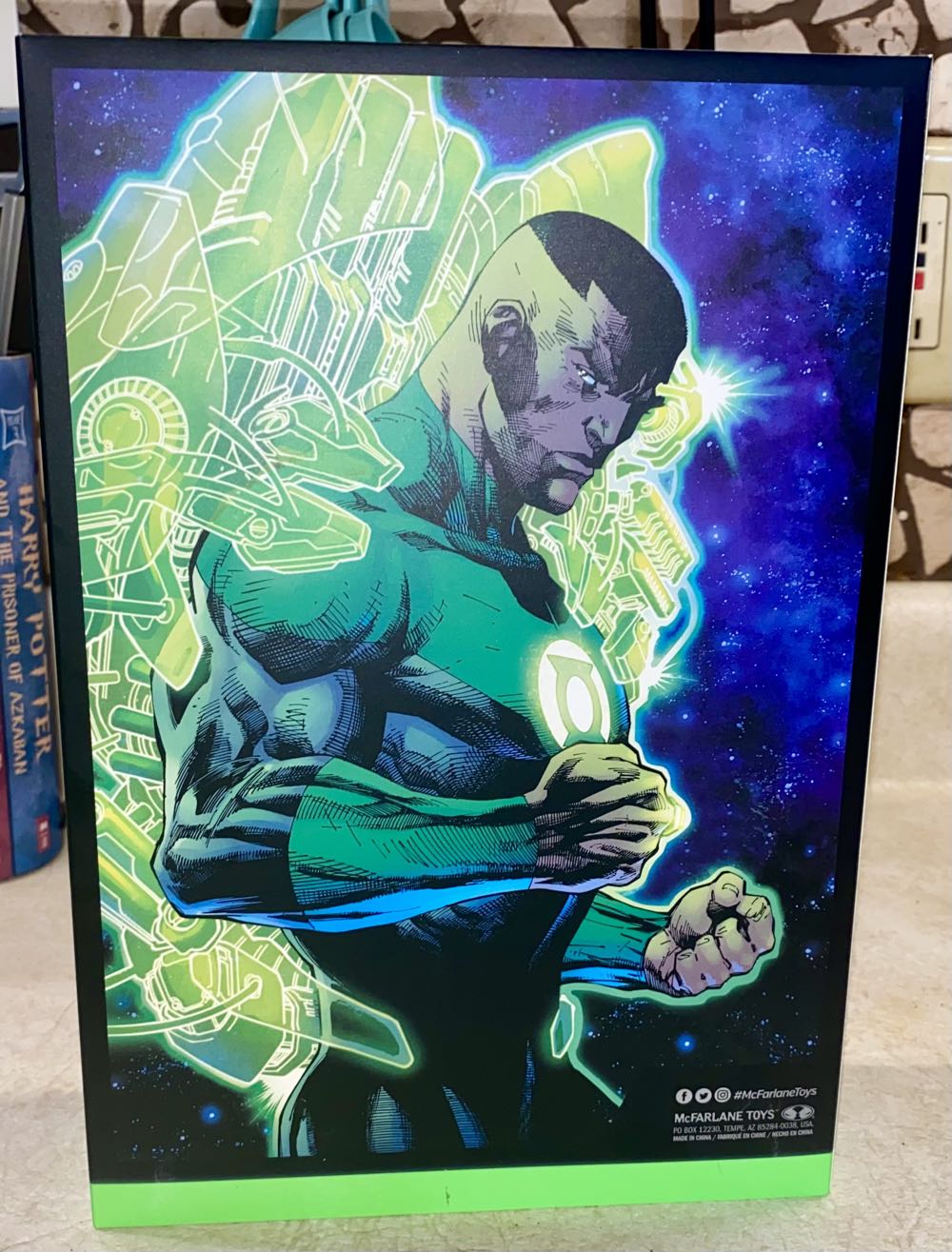 Green Lantern (John Stewart)- DC Multiverse Glow In The Dark Edition - McFarlane Toys (Green Lantern) action figure collectible [Barcode 787926170467] - Main Image 2