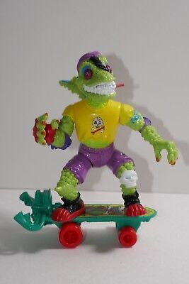 Playmates Teenage Mutant Ninja Turtles Mondo Gecko Action Figure - Playmates action figure collectible - Main Image 2