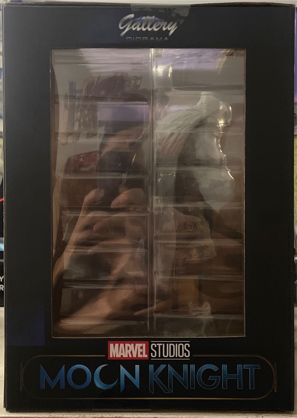 Moon Knight: Diamond Select PVC Statue - Diamond Select Toys (Diamond Select) action figure collectible [Barcode 699788847671] - Main Image 2