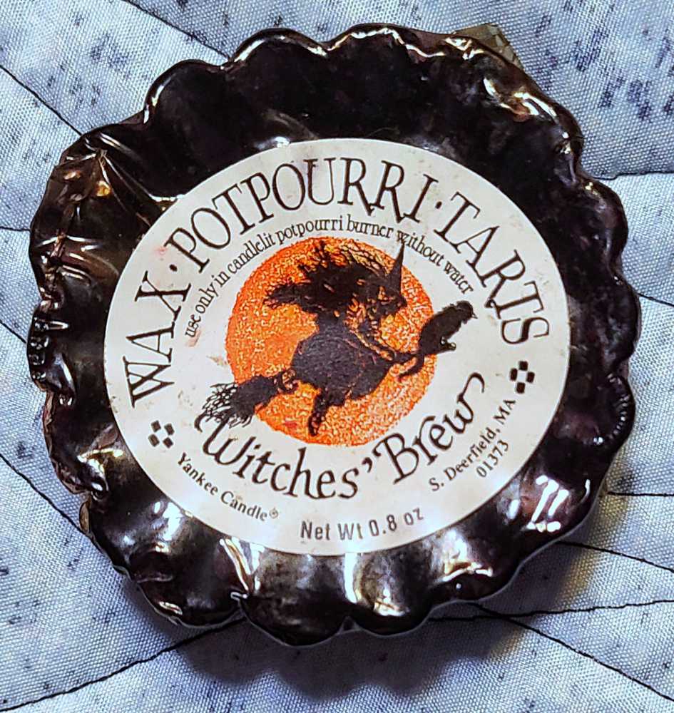 CANDLE: Halloween Yankee Witch’s Brew 1992 Tart - Yankee Candle (Halloween Candle) action figure collectible - Main Image 3