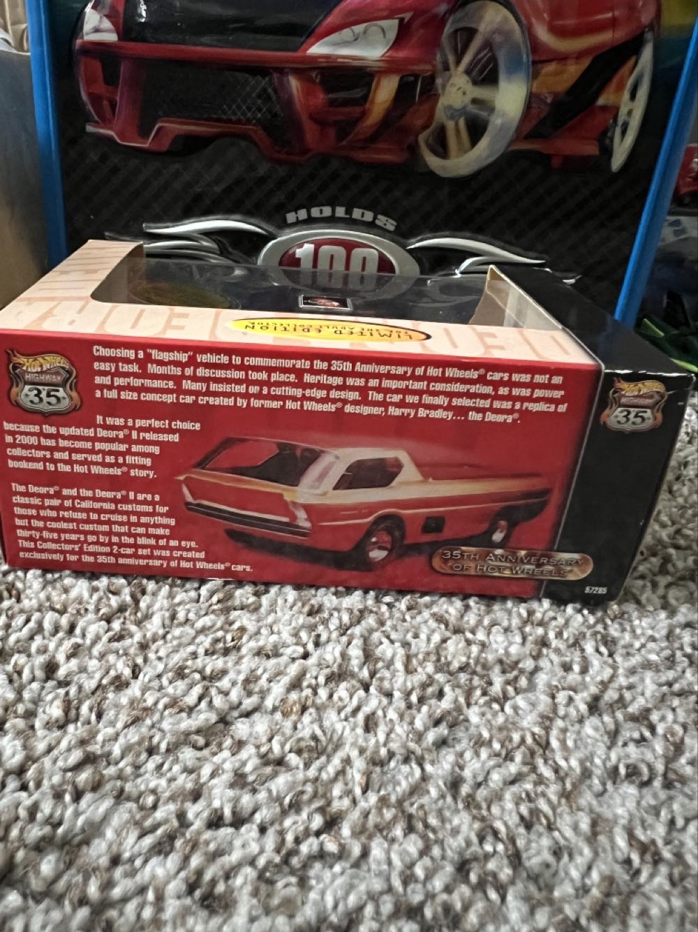 Deora 35th Anniversary Of Hot Wheels - Mattel (Hotwheels 100%) action figure collectible - Main Image 2