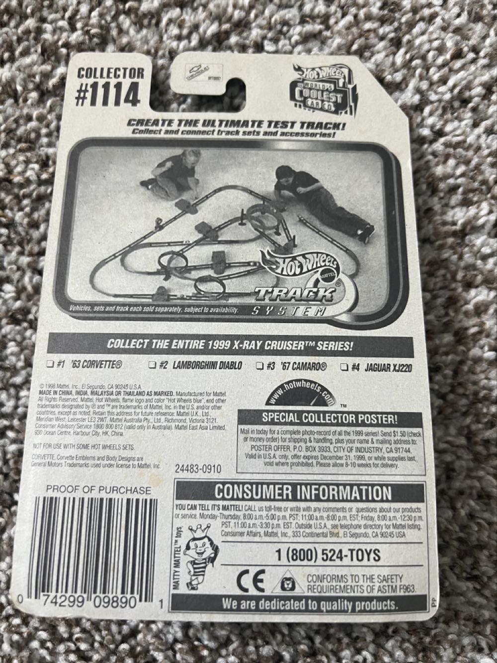 Corvette ‘63 - Mattel (Hotwheels X-Ray Cruiser Series) action figure collectible - Main Image 2