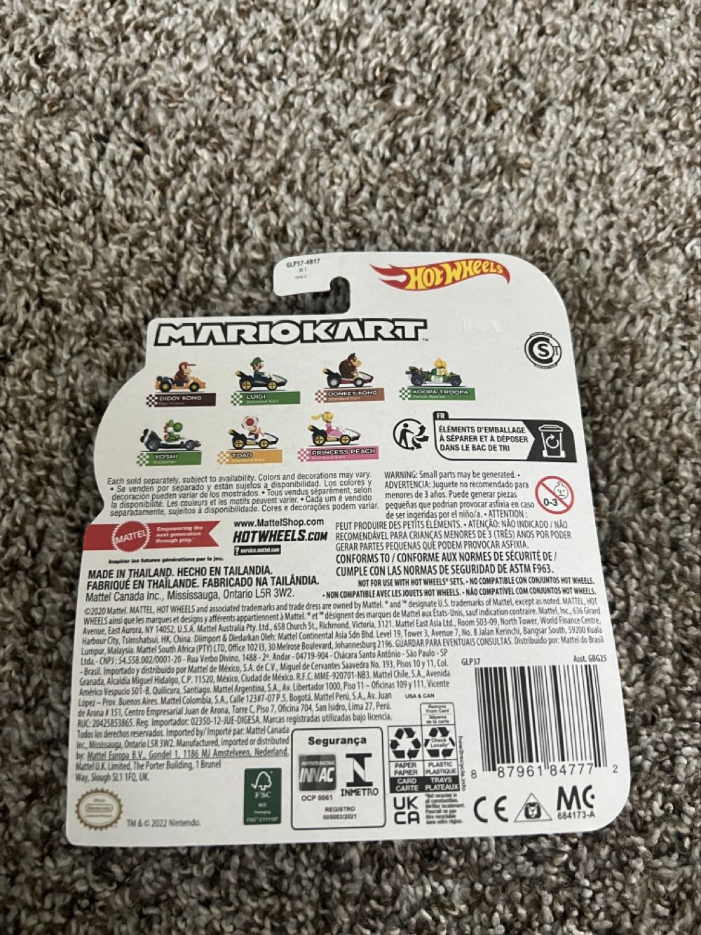 Luigi (Standart Kart) - Hot Wheels (Mario Kart) action figure collectible - Main Image 2