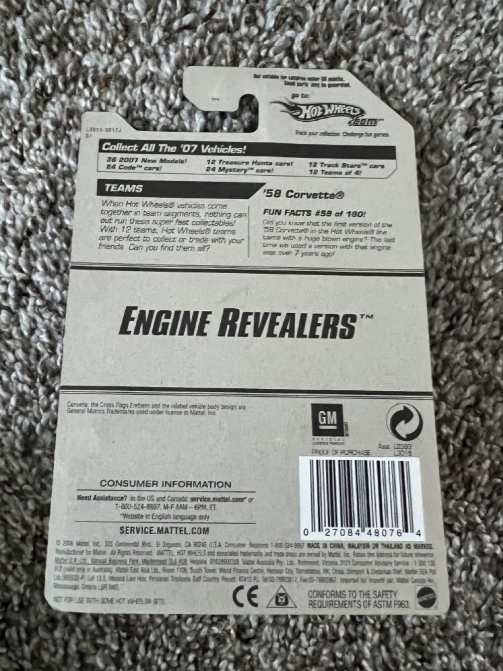 Corvette ‘58 - Mattel (Hotwheels Engine Revealers) action figure collectible - Main Image 2