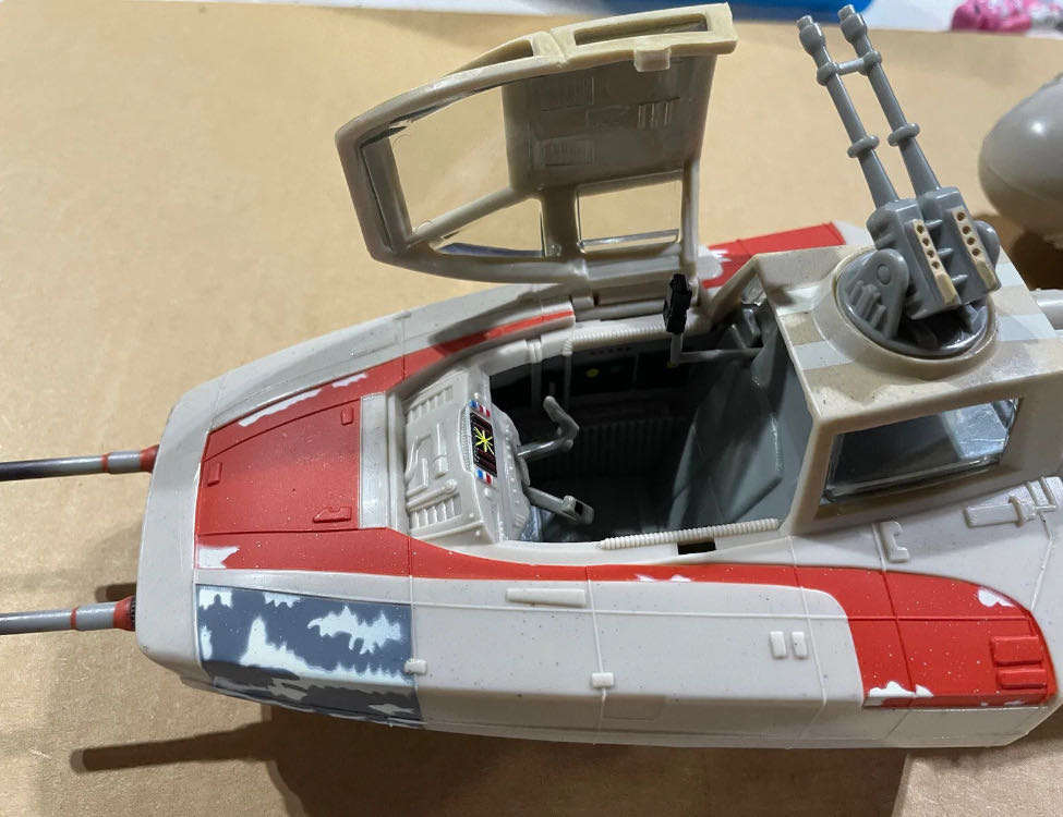 Y-Wing Fighter - TVC - Vehicles - Hasbro (Star Wars Episode VI: Return of the Jedi) action figure collectible - Main Image 3