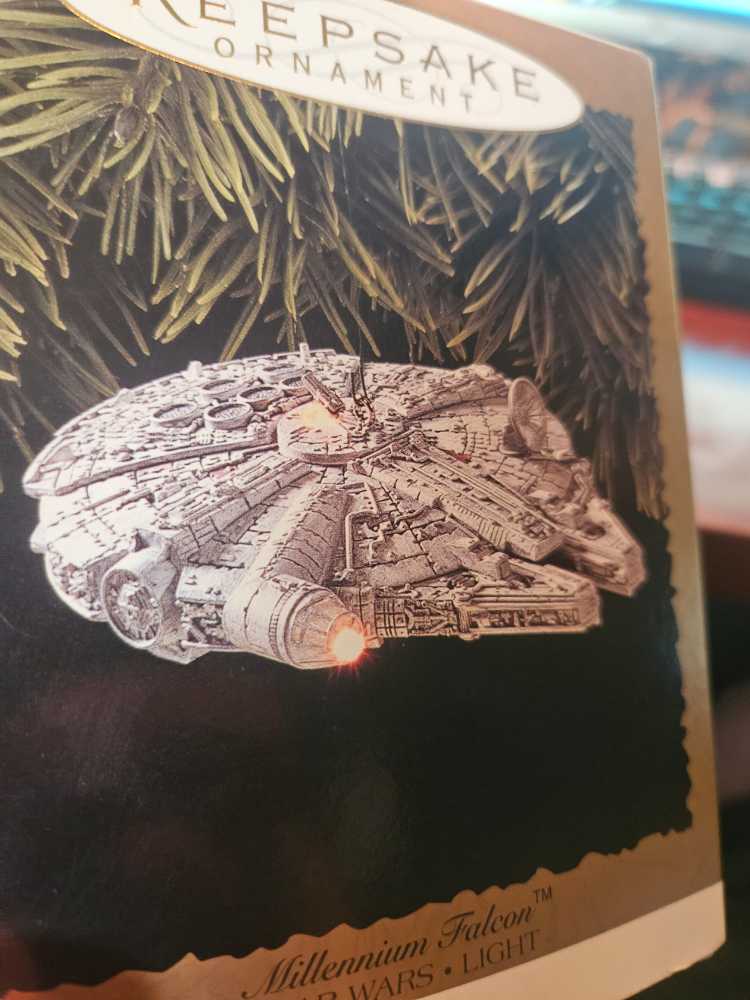 Hallmark Star Wars Millennium Falcon Keepsake Ornament - Hallmark Keepsake Ornaments action figure collectible [Barcode 015012280159] - Main Image 2