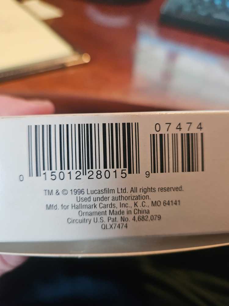 Hallmark Star Wars Millennium Falcon Keepsake Ornament - Hallmark Keepsake Ornaments action figure collectible [Barcode 015012280159] - Main Image 4