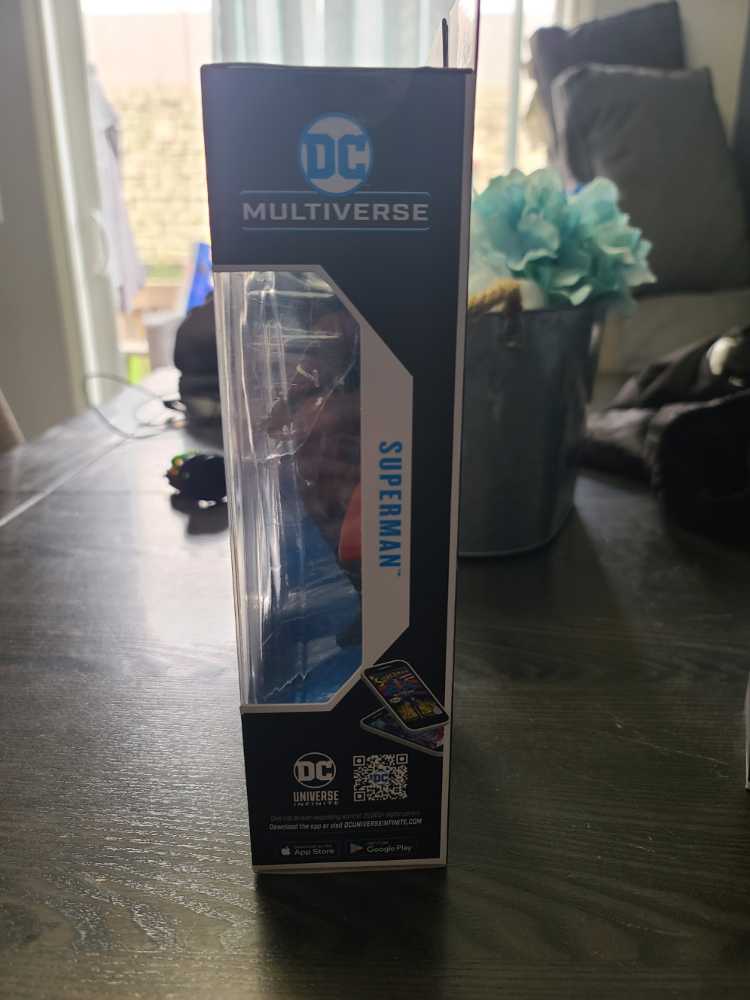 Mcfarlane Dc Multiverse Gold Label Dc vs Vampires Superman  - McFarlane Toys™ (Comic Book) action figure collectible - Main Image 2