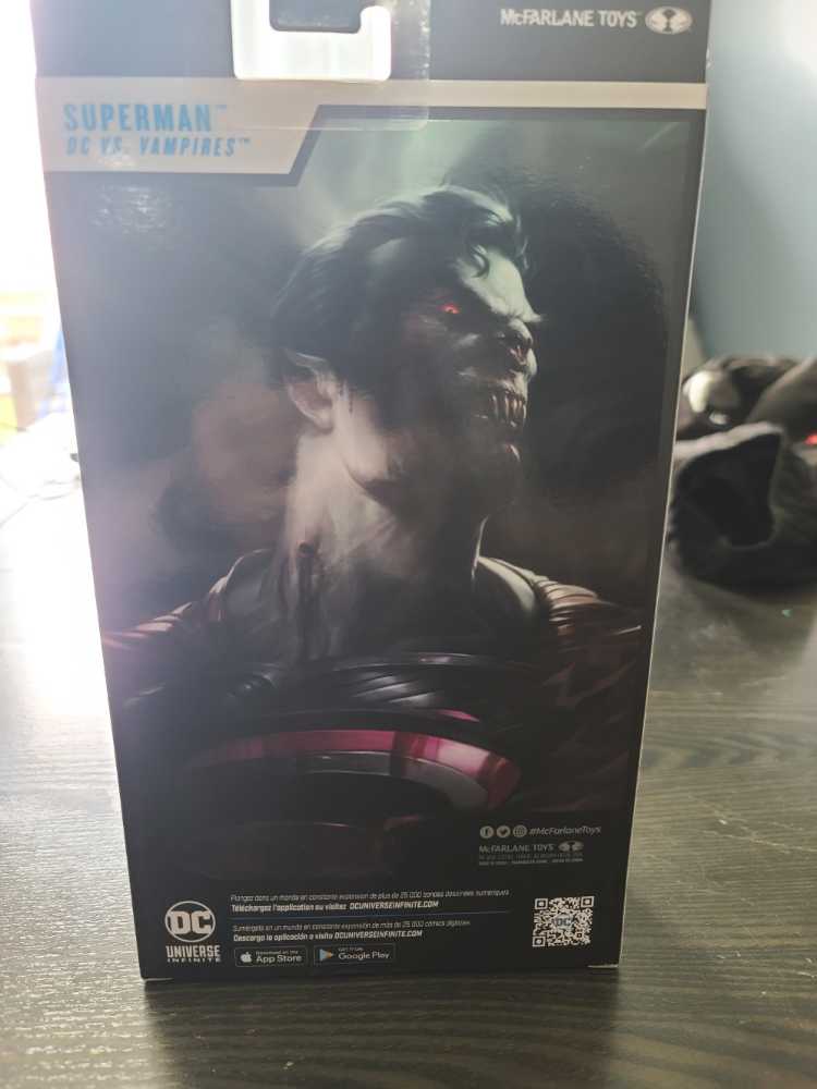 Mcfarlane Dc Multiverse Gold Label Dc vs Vampires Superman  - McFarlane Toys™ (Comic Book) action figure collectible - Main Image 3