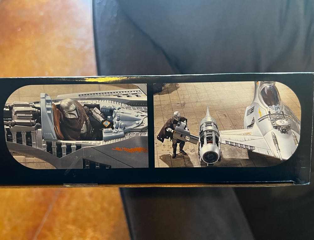 The Mandalorian’s N-1 Starfighter - Hasbro (Star Wars: The Mandalorian) action figure collectible [Barcode 5010996169785] - Main Image 3