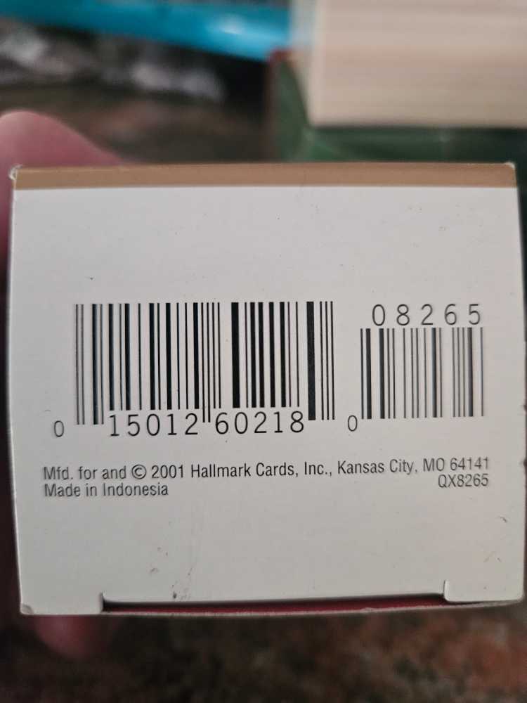 Carving Santa Hallmark Keepsake Ornament - Hallmark Keepsake Ornaments (Santa Clause) action figure collectible [Barcode 015012602180] - Main Image 4