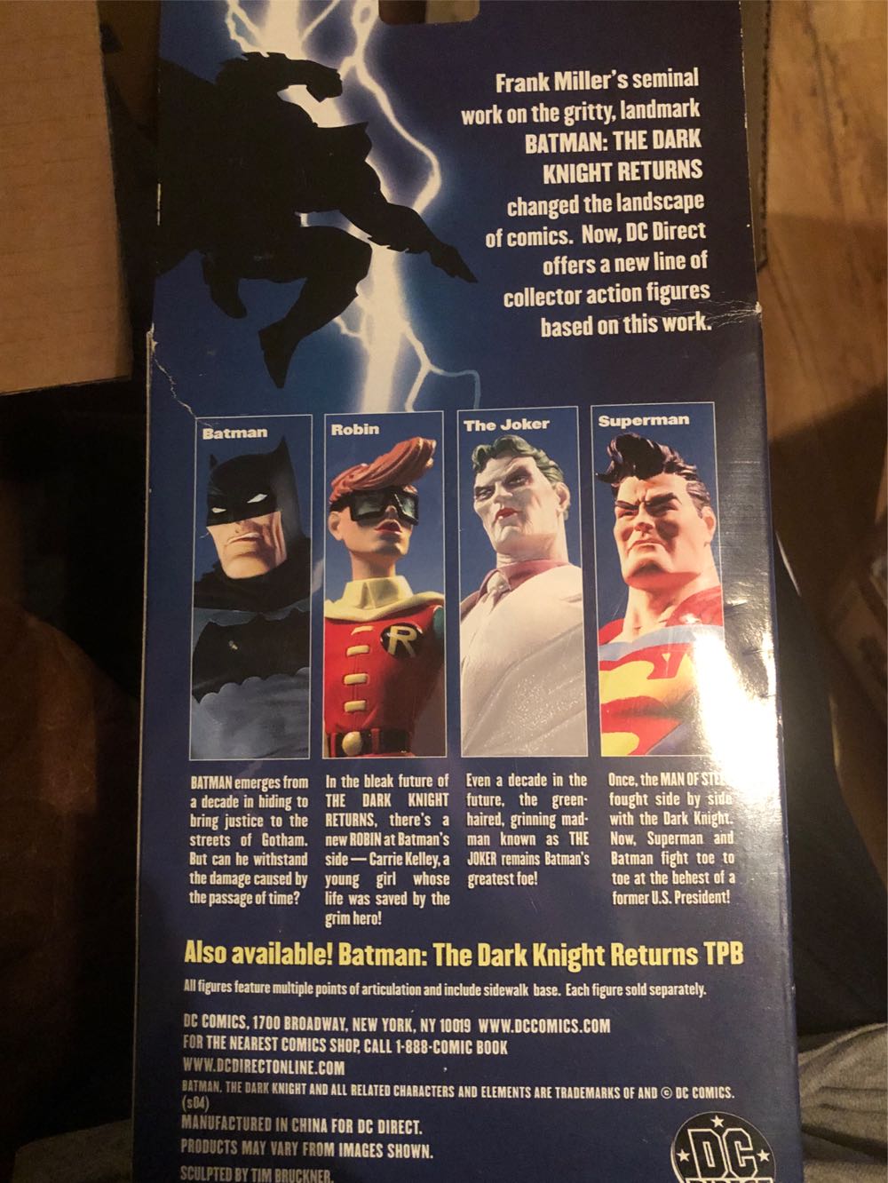 The Dark Knight Returns  action figure collectible [Barcode 761941242750] - Main Image 3