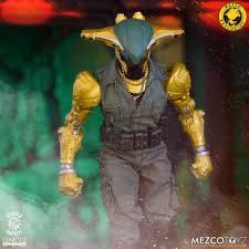 Mezco One:12 Collective Rumble Society: Hawk P-40 [Howling Fury]  action figure collectible [Barcode 696198120233] - Main Image 2