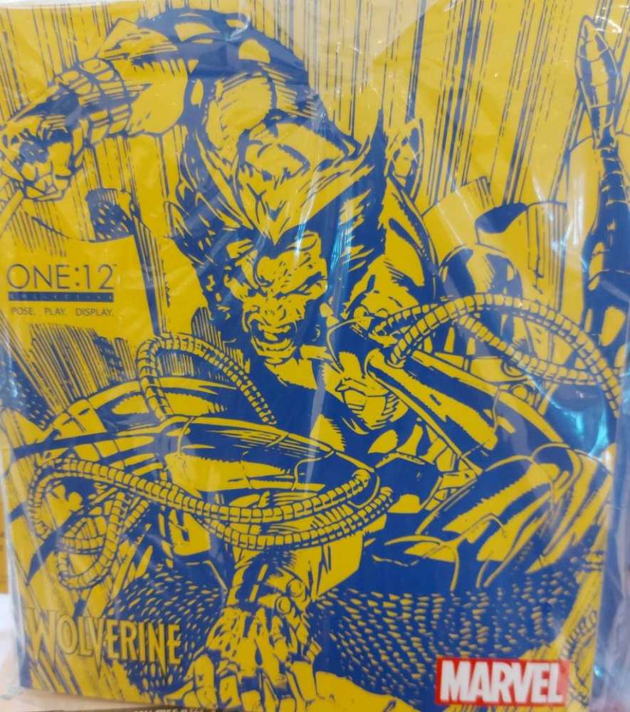 Mezco Wolverine (Uncanny X-Men Suit Variant SDCC 2023 - Mezco Toyz (X-Men) action figure collectible [Barcode 696198765274] - Main Image 3