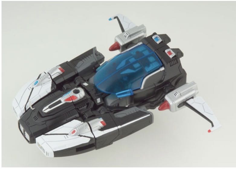 Prowl - Hasbro (Transformers Titanium Series) action figure collectible - Main Image 3