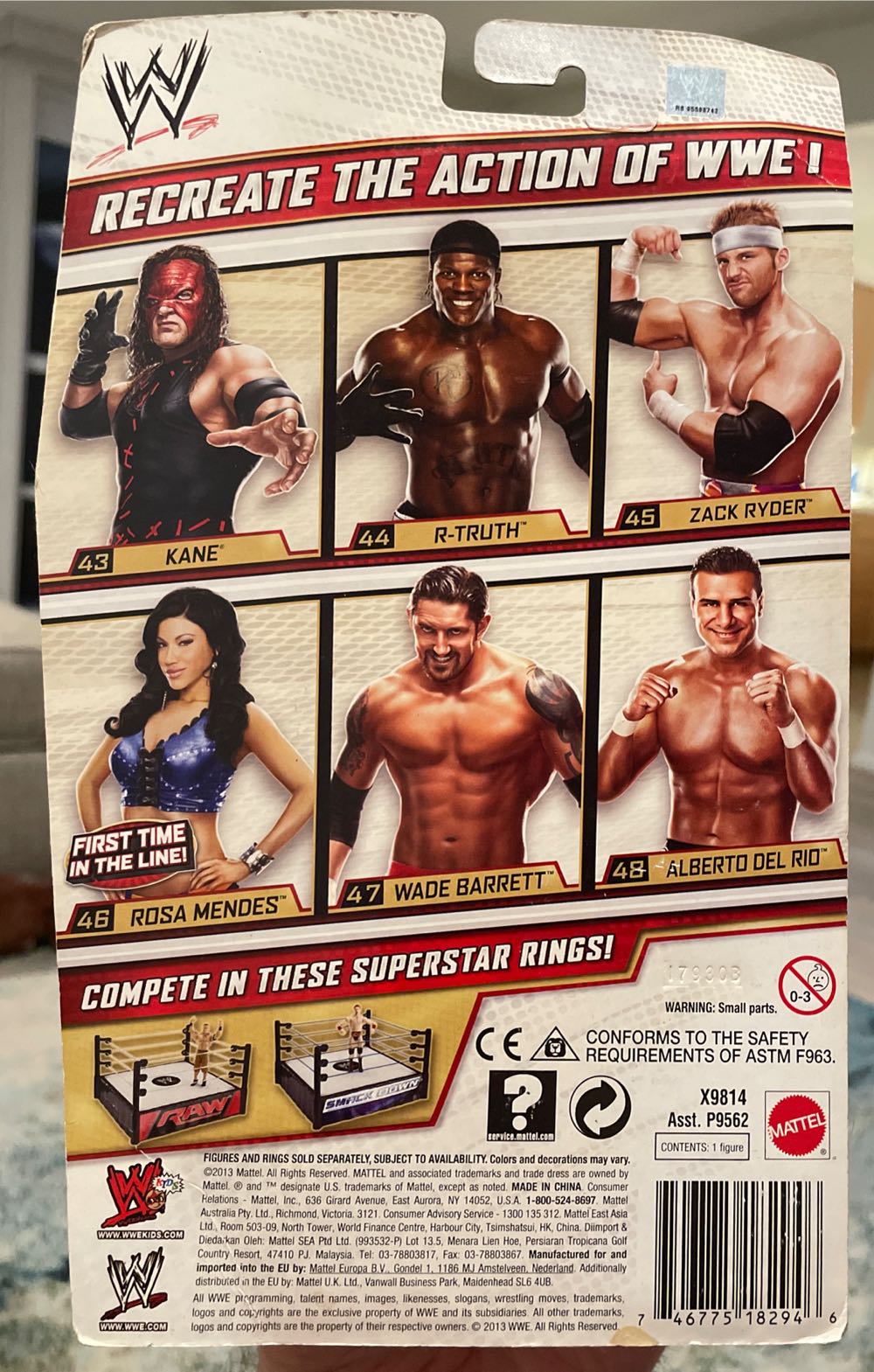 Rosa Mendes - Mattel (WWE Basic Series 31) action figure collectible [Barcode 746775182946] - Main Image 2