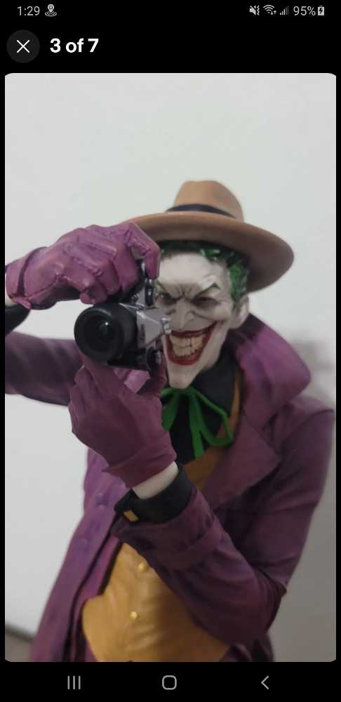 Joker Killing Joke Statue - DC Collectibles action figure collectible - Main Image 2